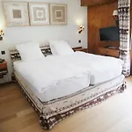 Between Hotel 3*