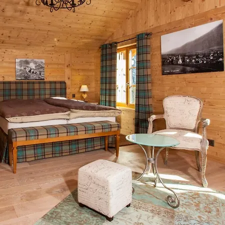 Hotel Between Boutique