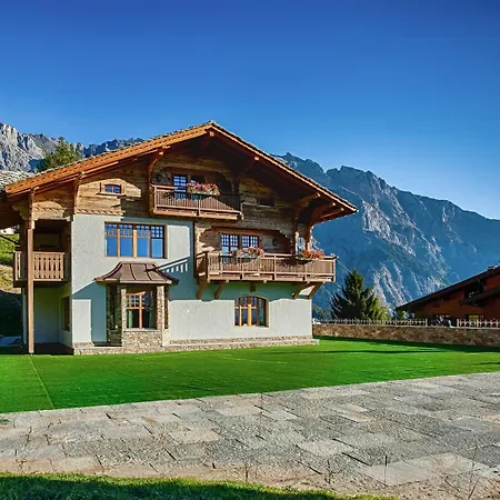 Hotel Between Boutique 3*