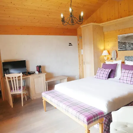 Hotel Between 3*