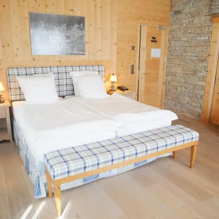 Hotel Between 3*