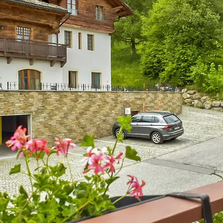 Hotel Between Boutique 3*
