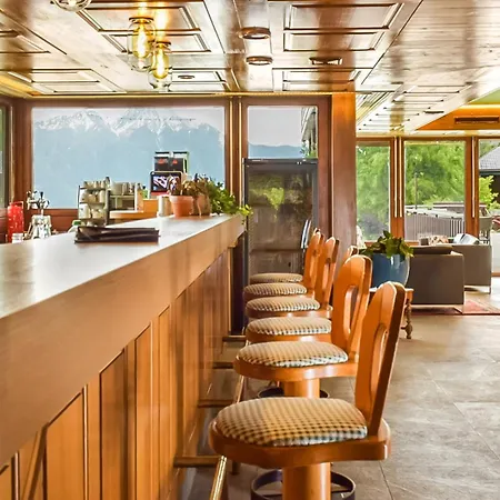 מלון Between Chamoson