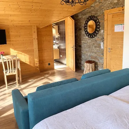 Hotel Between Chamoson