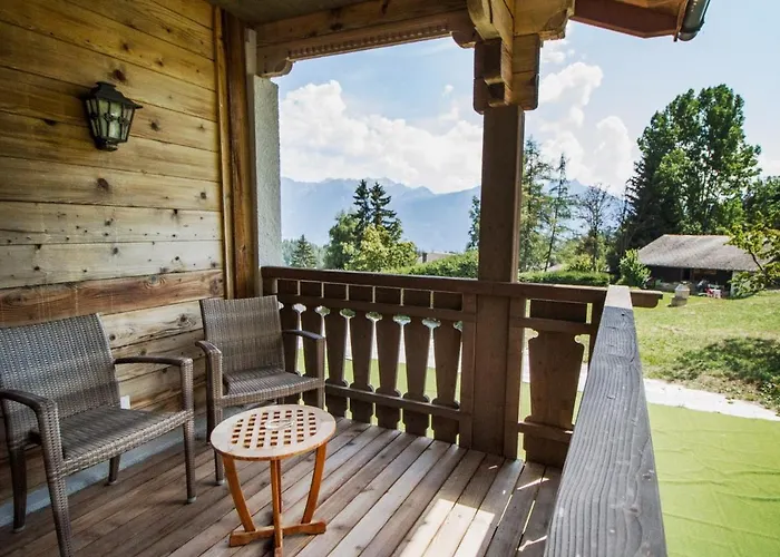 Between Hotel Chamoson