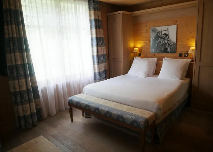Otel Between 3*