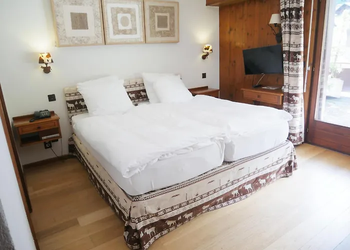 Between Hotel 3*