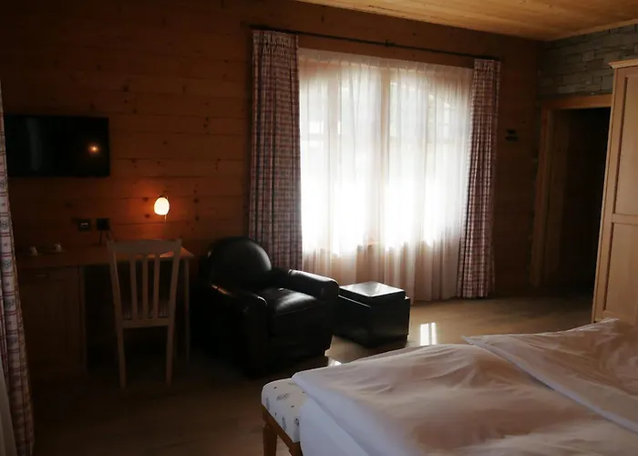 Hotel Between Chamoson